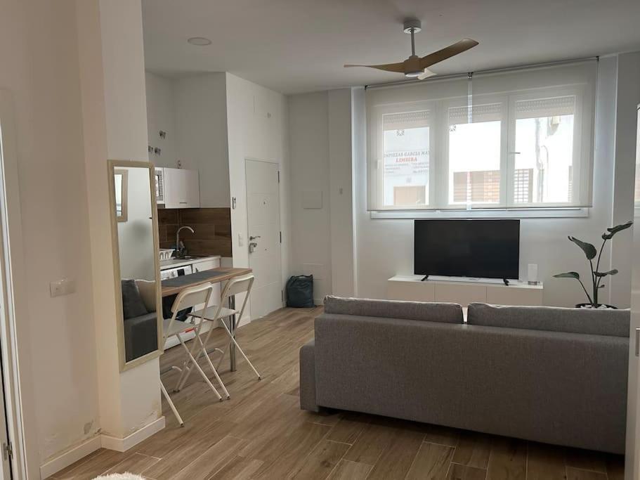 Estudio Carretera Cadiz Malaga Ngoại thất bức ảnh